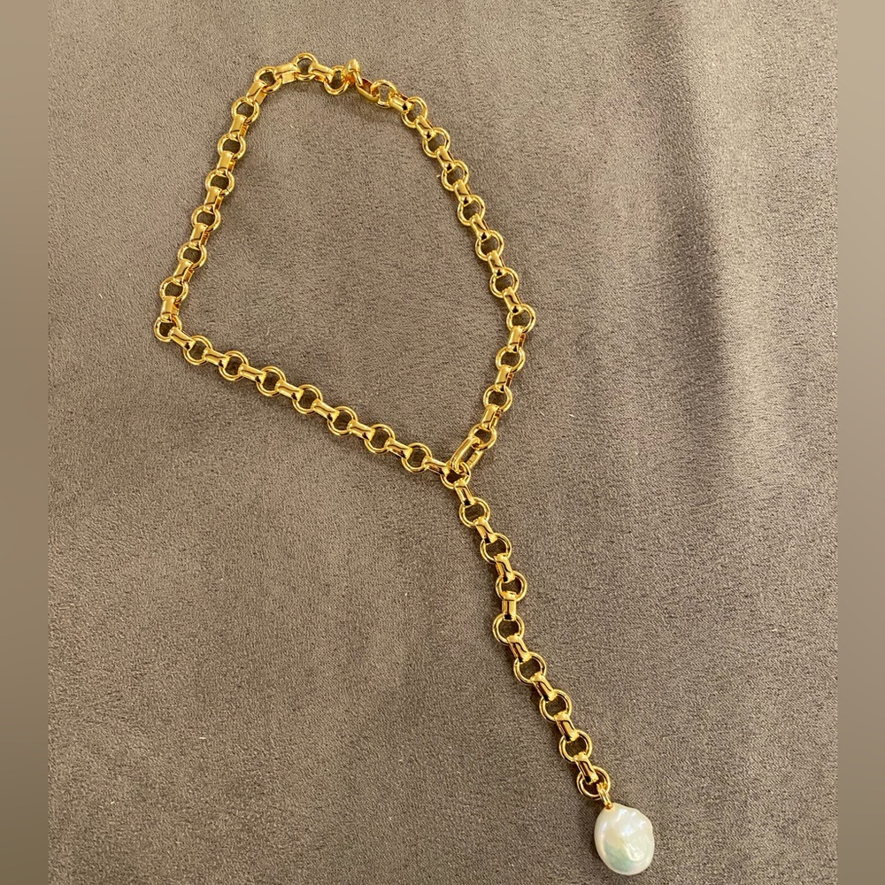 Astrid & Miyu Serenity Pearl link chain necklace - unworn